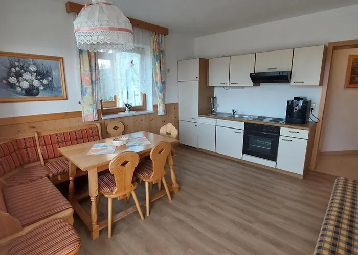 ホテル Berggasthof Zottensberg 3*