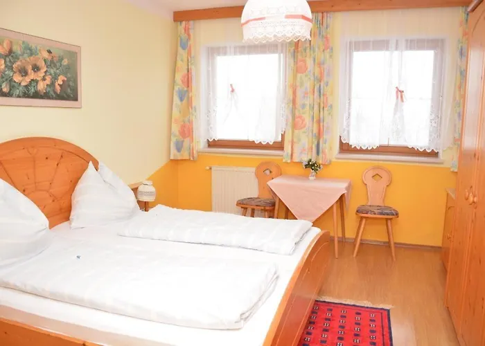 Berggasthof Zottensberg ホテル