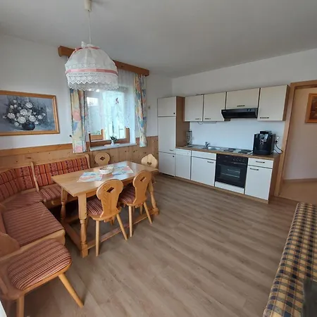 Отель Berggasthof Zottensberg 3*